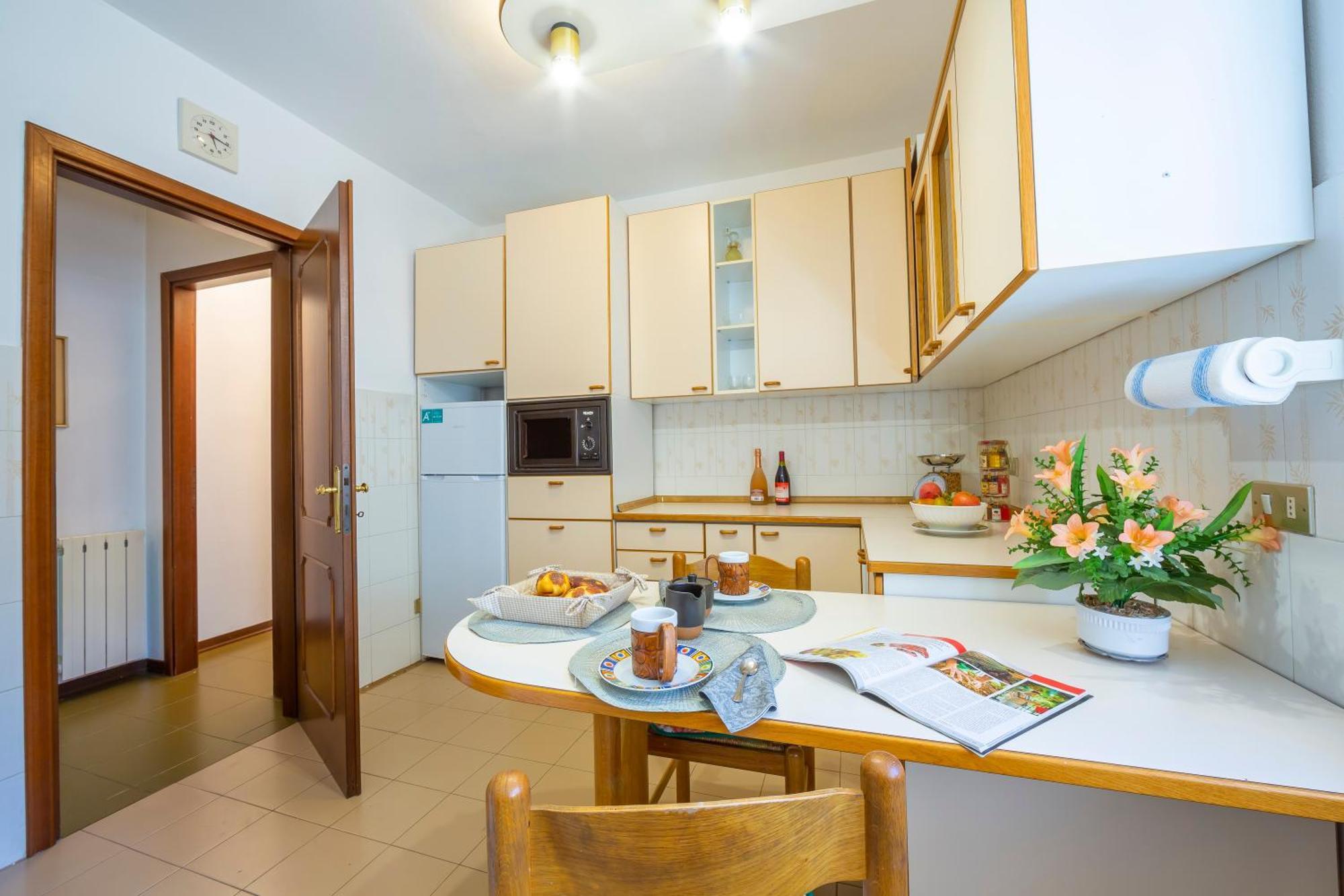 Appartamento Gaya Stresa Center - Happy Rentals Екстер'єр фото